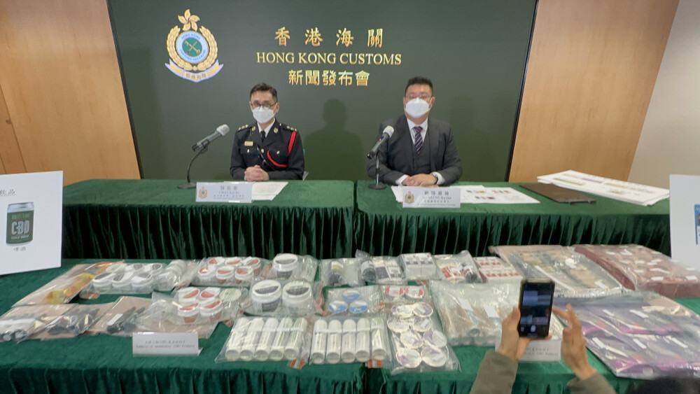 Au-Yeung Ka-lun (left) and Chan Kai-ho (right) at a press conference on Friday, January 27, 2023. 
