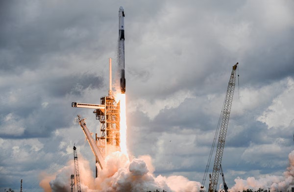 A SpaceX Falcon Nine rocket lifts off from Launch Complex 39A carrying NASA’s Crew-11 mission to the International Space Station, in Cape Canaveral, Florida, U.S., August 1, 2025. REUTERS/Steve Nesius