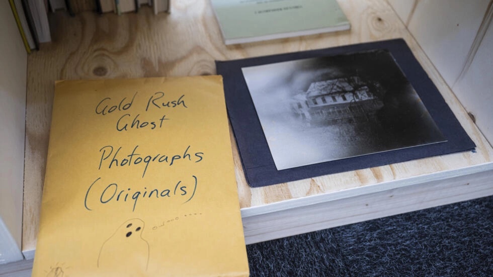 The paranormal collection fills 4km of shelves in an underground library in Norrkoping © Jonathan NACKSTRAND / AFP The paranormal collection fills 4km of shelves in an underground library in Norrkoping © Jonathan NACKSTRAND / AFP