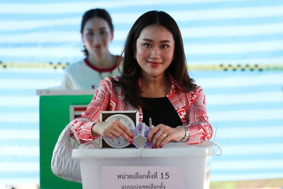 Pheu Thai's prime ministerial candidate, Paetongtarn Shinawatra, daughter of former Prime Minister Thaksin Shinawatra, casts her ballot to vote in the general election at a polling station in Bangkok, Thailand, May 14, 2023. (REUTERS/Stringer) Pheu Thai's prime ministerial candidate, Paetongtarn Shinawatra, daughter of former Prime Minister Thaksin Shinawatra, casts her ballot to vote in the general election at a polling station in Bangkok, Thailand, May 14, 2023. (REUTERS/Stringer)