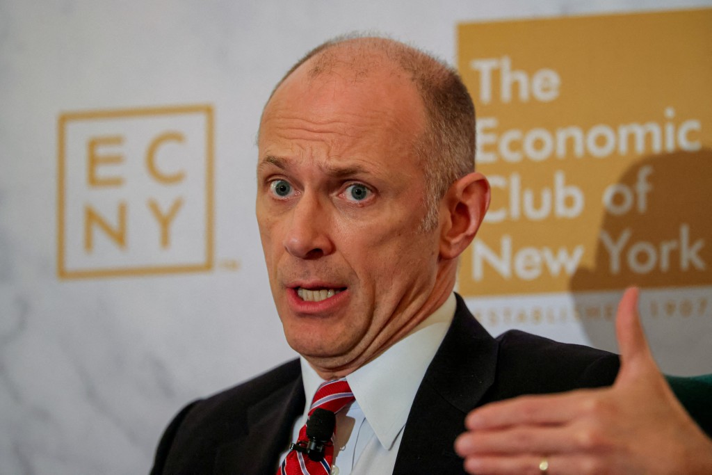 ustan Goolsbee, president and CEO of the Federal Reserve Bank of Chicago, speaks to the Economic Club of New York in New York City, U.S., April 10, 2025. REUTERS/Brendan McDermid/File Photo