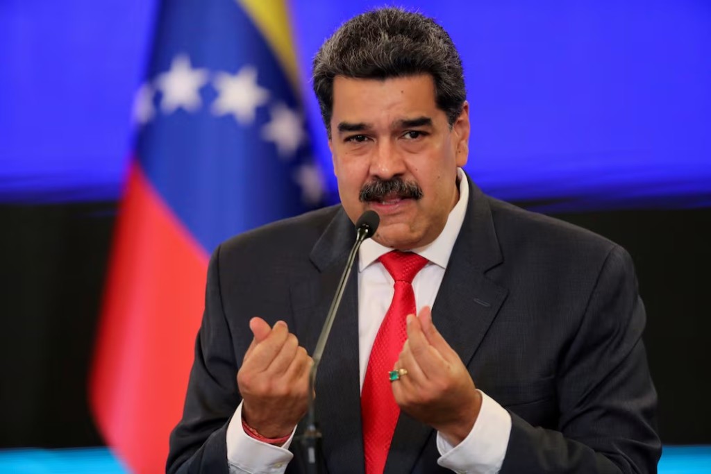 Venezuelan President Nicolas Maduro gestures as he speaks during a news conference in Caracas, Venezuela, December 8, 2020. REUTERS/Manaure Quintero/File Photo 