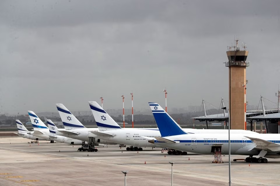 El Al Israel Airlines planes are seen on the tarmac at Ben Gurion International airport in Lod, near Tel Aviv, Israel March 10, 2020. REUTERS/Ronen Zvulun/File Photo El Al Israel Airlines planes are seen on the tarmac at Ben Gurion International airport in Lod, near Tel Aviv, Israel March 10, 2020. REUTERS/Ronen Zvulun/File Photo
