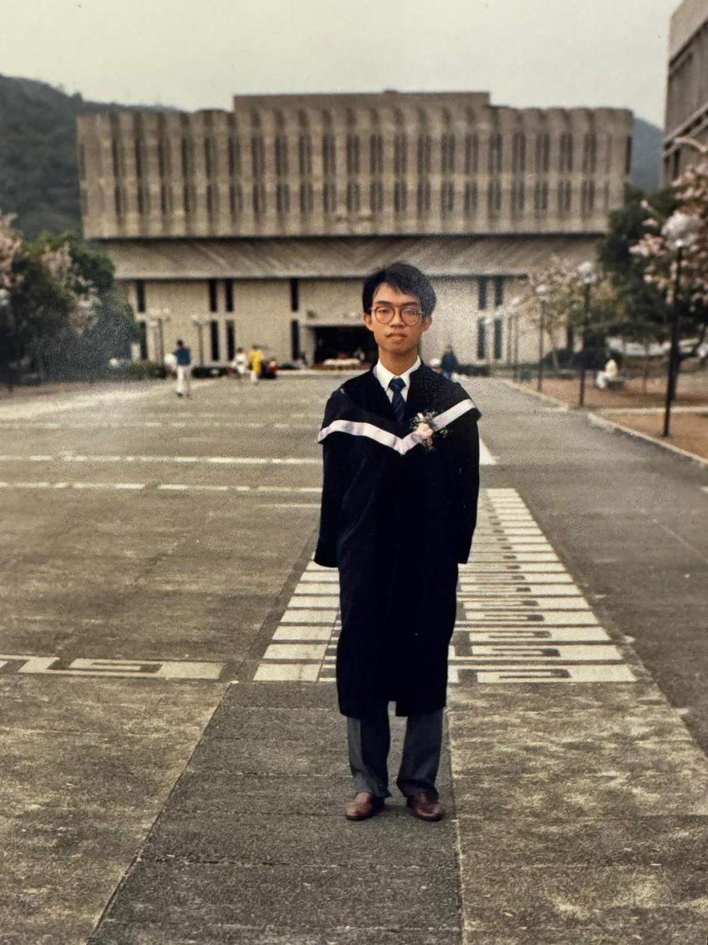 James Tong takes his graduation photo at CUHK The Million Mall in 1987.