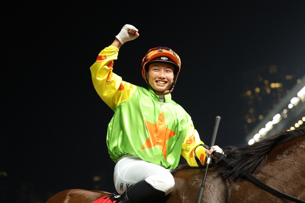 Nichola Yuen celebrates her first Happy Valley winner. Sing Tao.