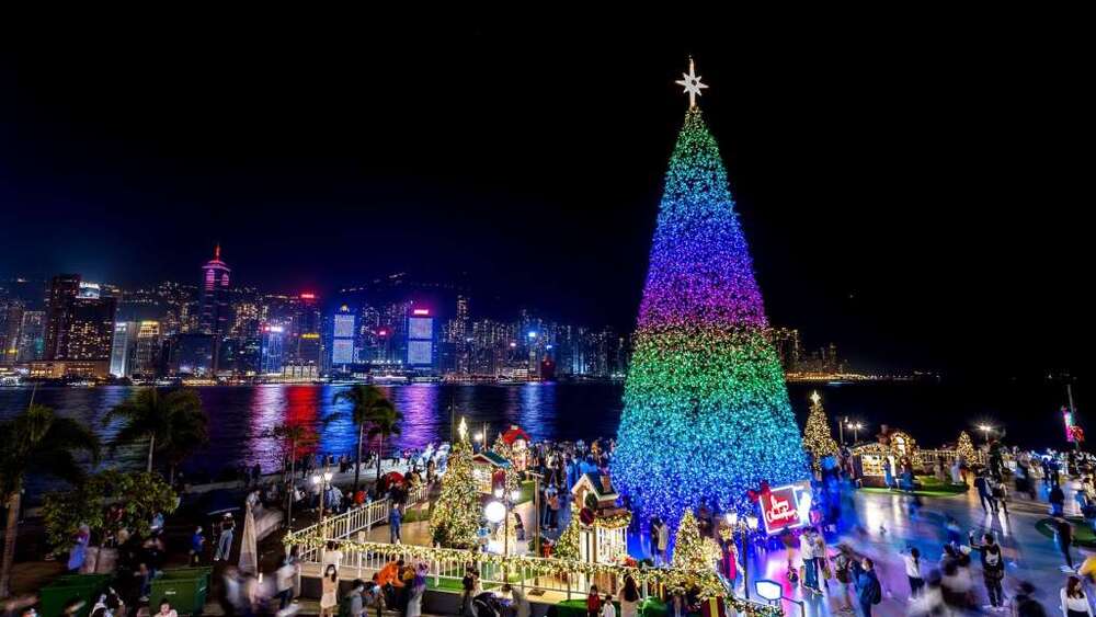 West Kowloon's Christmas Town to extend hours on Christmas Eve and Christmas Day. Photo from HKTB. West Kowloon's Christmas Town to extend hours on Christmas Eve and Christmas Day. Photo from HKTB.