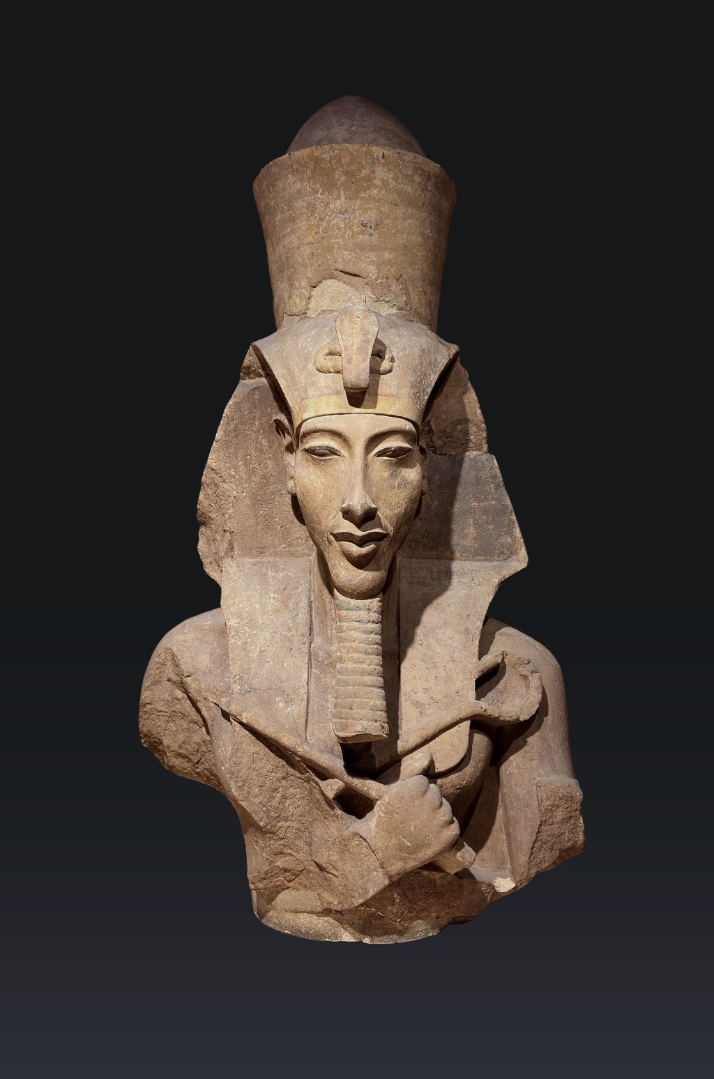 Colossal statue of Akhenaten