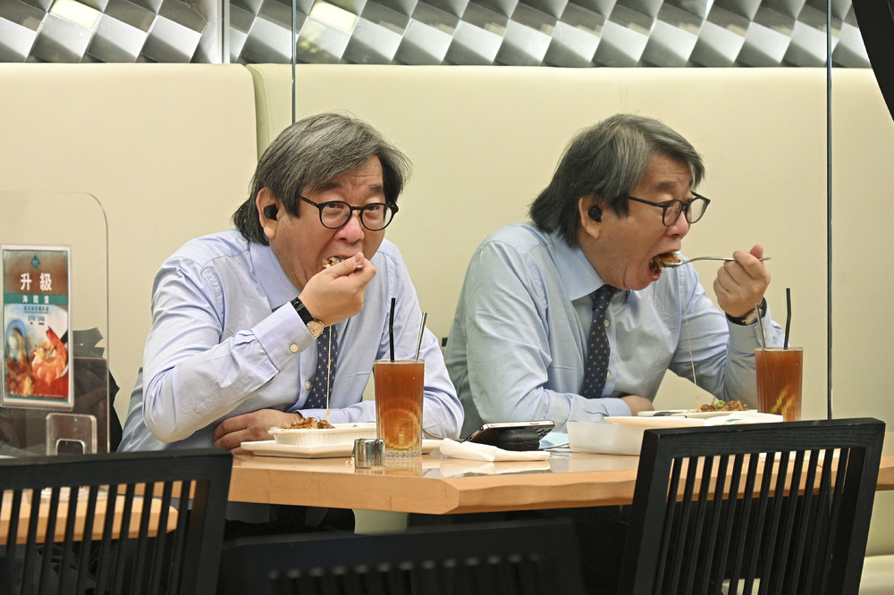 The pass plan is aimed at banning those who have not been inoculated from certain premises. SING TAO The pass plan is aimed at banning those who have not been inoculated from certain premises. SING TAO