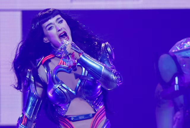 Katy Perry performs at the Kia Forum in Inglewood, California, U.S., July 15, 2025. REUTERS/Mario Anzuoni/File Photo