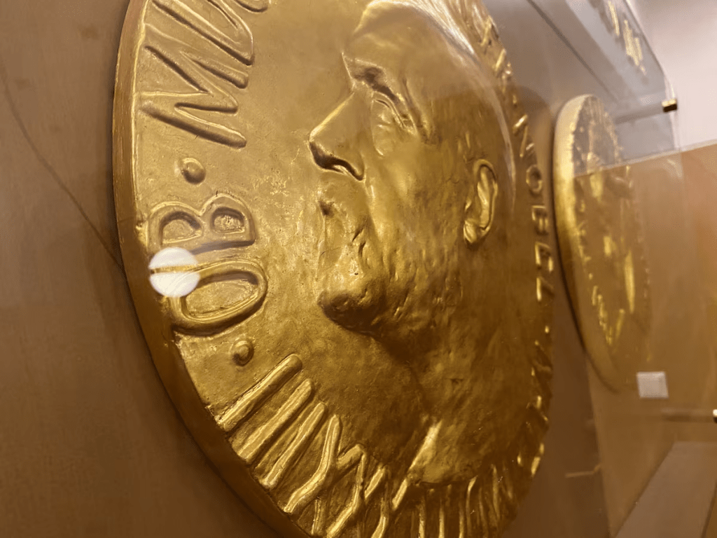 A Nobel Prize medal replica is on display inside the Norwegian Nobel Institute in Oslo, Norway September 19, 2022. REUTERS/Victoria Klesty