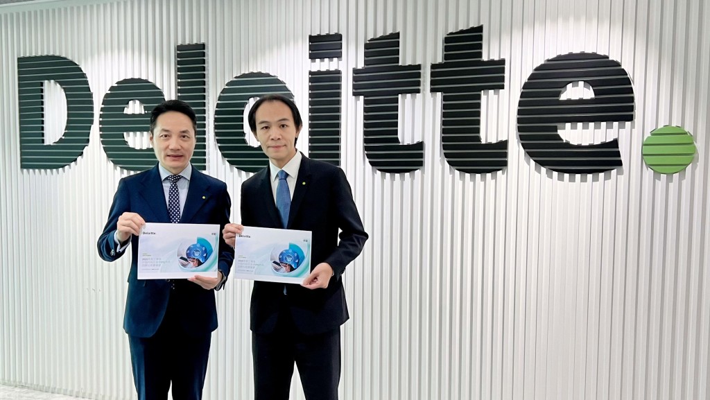Deloitte China's southern region managing partner Edward Au, left, and southern region Hong Kong offering services leader of capital market services group Robert Lui. Photo by Deloitte