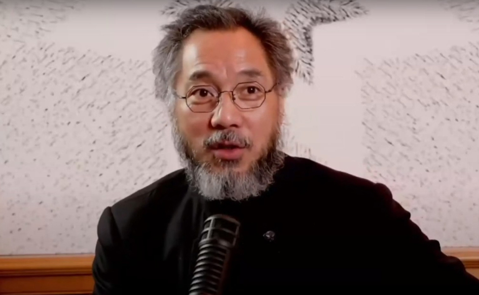 Guo Wengui was arrested at his Manhattan penthouse, where hours later a fire potentially linked to his investigation broke out. He is accused of diverting funds to buy luxuries that include a mansion, a custom-made Bugatti and a yacht.  AGENCIES
