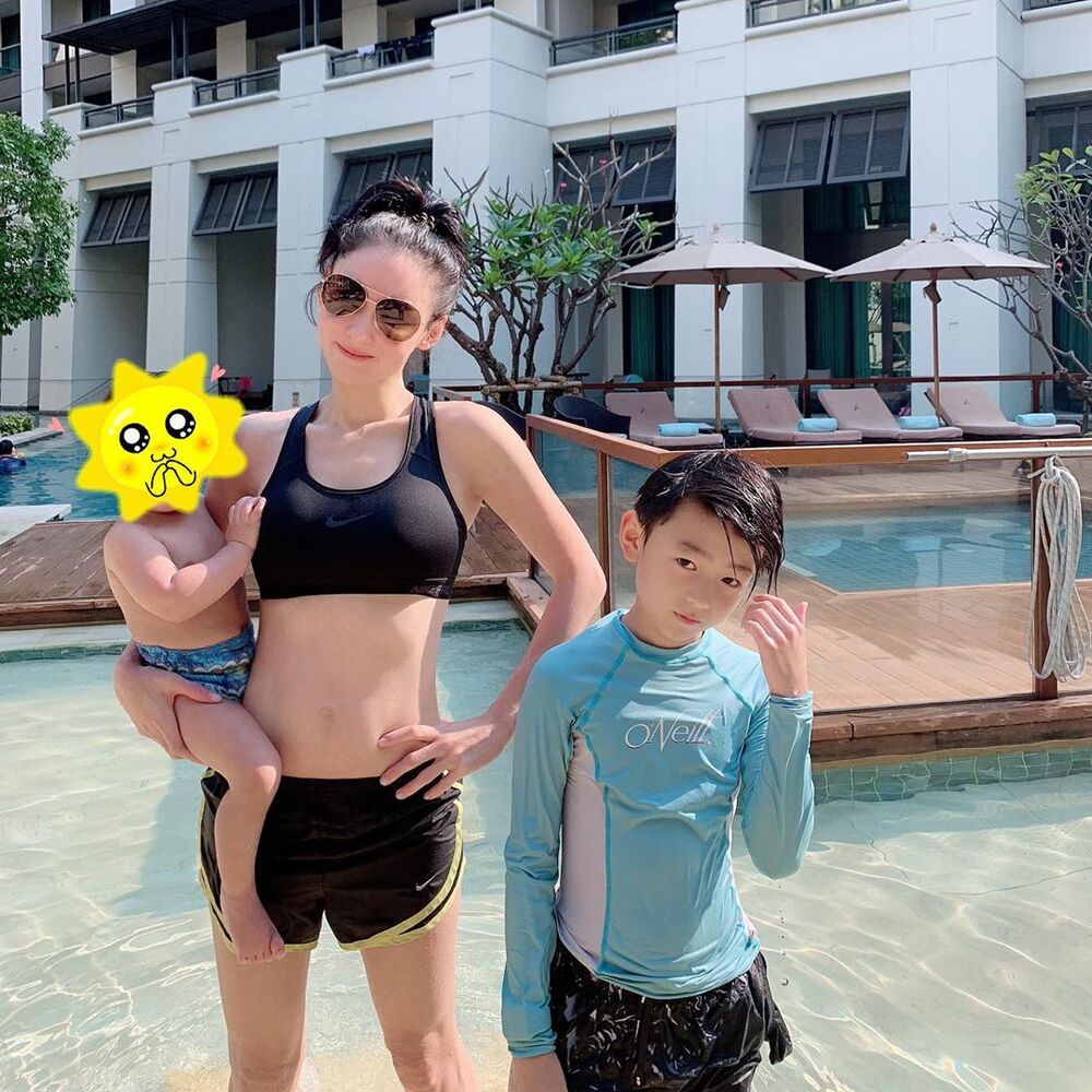 Hong Kong actress Cecilia Cheung Pak-chi (middle) with his second (right) and youngest (left) sons. Hong Kong actress Cecilia Cheung Pak-chi (middle) with his second (right) and youngest (left) sons.