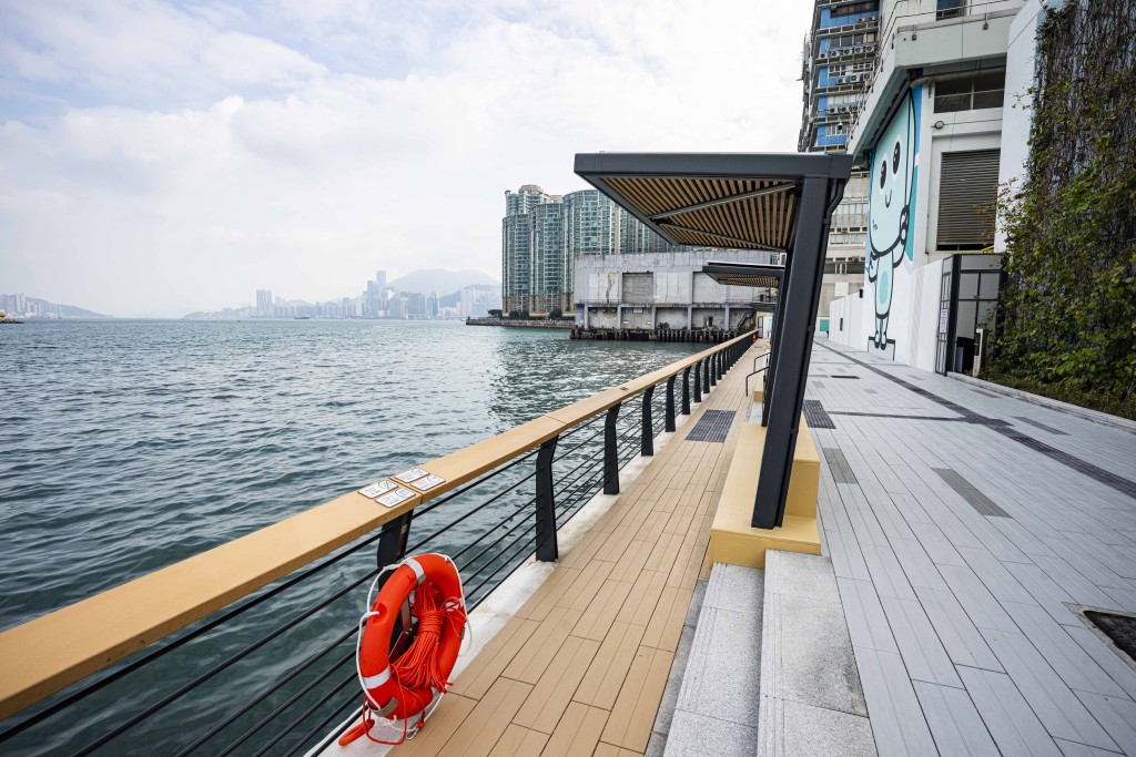 (isd file) the government is planning to build a Victoria Cove Area in To Kwa Wan.