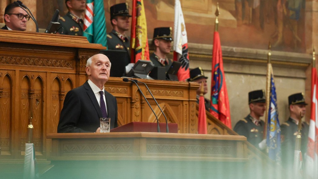 Hungary's newly elected President Andras Baka delivers a speech after taking his oath of office at the parliament /Reuters