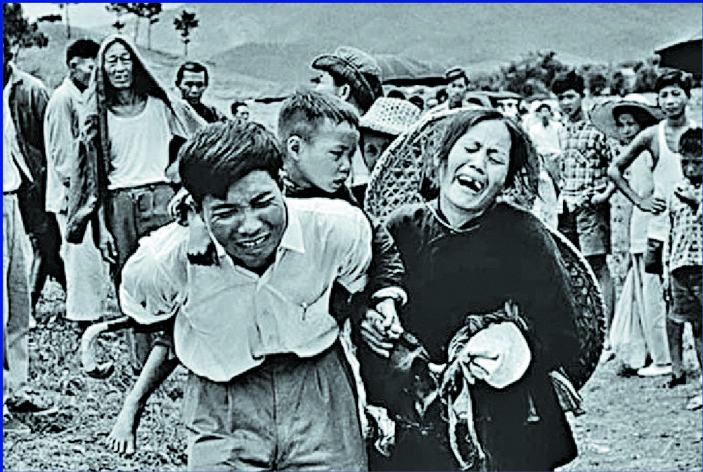 A picture taken by Chan Kiu in 1962 showing mainland refugees in Hong Kong. A picture taken by Chan Kiu in 1962 showing mainland refugees in Hong Kong.