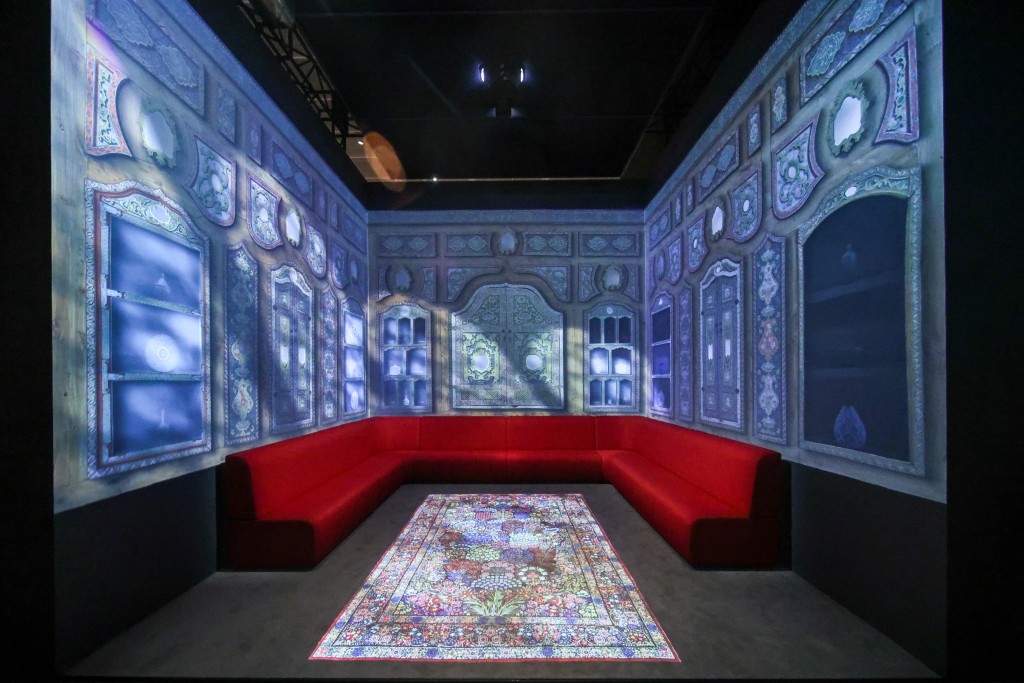 The Damascus Room. (Sing Tao)