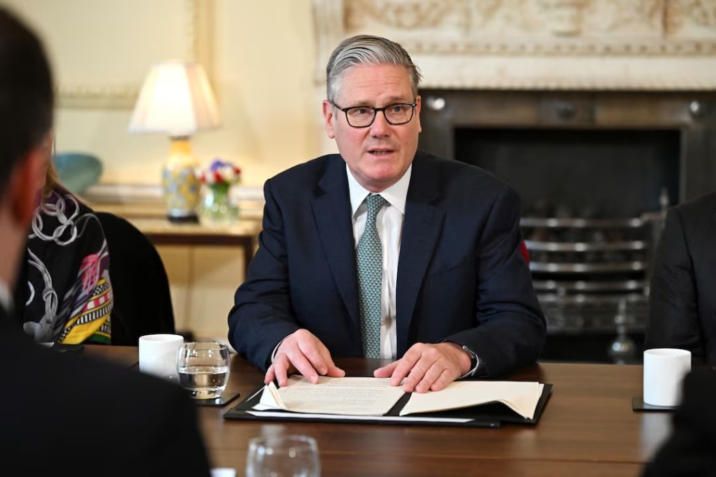 British Prime Minister Keir Starmer hosts social media industry leaders to discuss child safety online on April 16, 2026 in London, England. Leon Neal/Pool via REUTERS