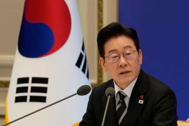 South Korean President Lee Jae Myung speaks during his new year press conference at the presidential Blue House in Seoul, South Korea, Wednesday, Jan. 21, 2026. Ahn Young-joon/Pool via REUTERS