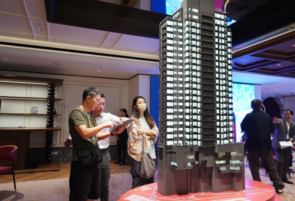 The project will kick off the sale of 38 flats by tender on Wednesday. SING TAO