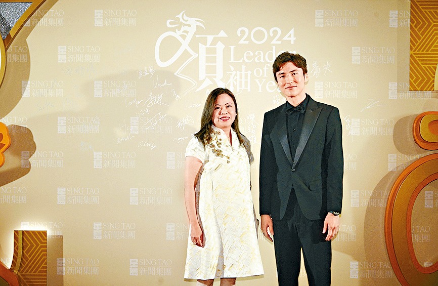 Secretary for Culture, Sports and Tourism Rosanna Law Shuk-pui with Karson Choi.