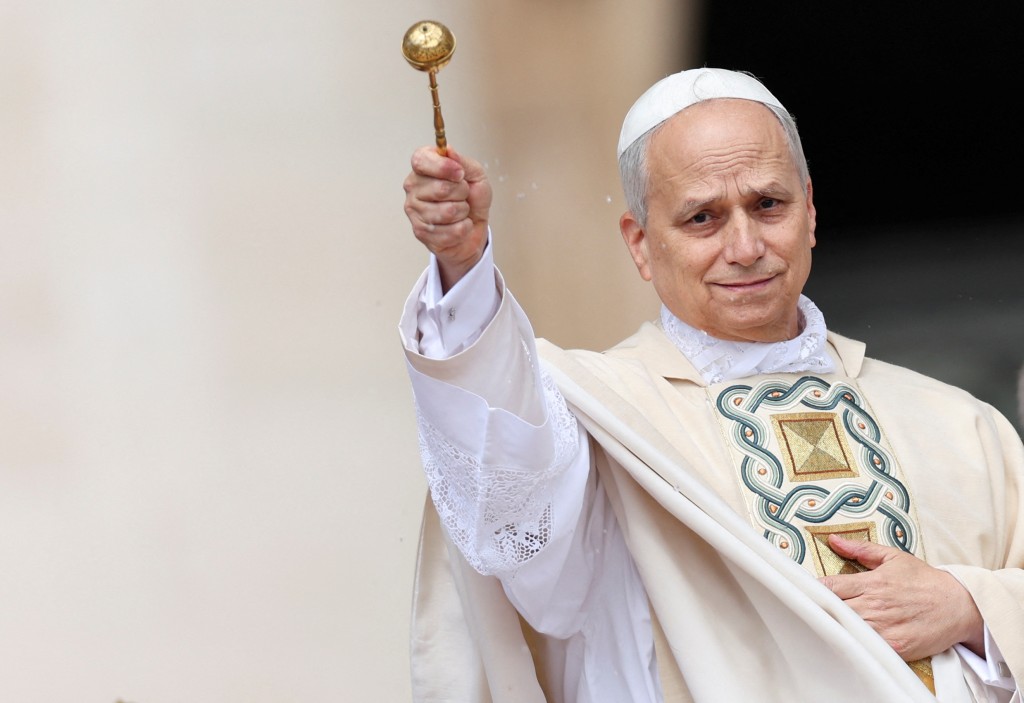 Pope Leo XIV blesses the faithful during his inaugural Mass in Saint Peter's Square at the Vatican, May 18, 2025. (Reuters)