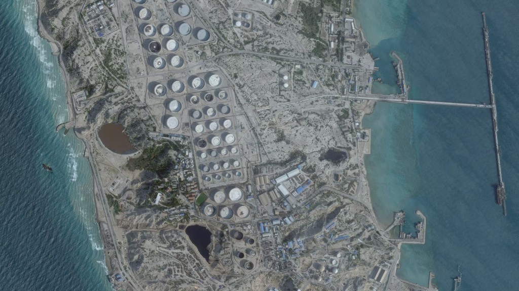  A satellite image shows an oil terminal at Kharg Island. File Photo/Reuters