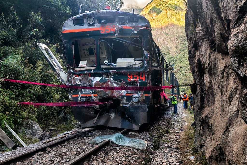 One of the two trains involved in a head-on collision connecting Machu Picchu with Ollantaytambo is pictured in Pampacahua, Cusco Department, Peru, on December 30, 2025. (AFP)