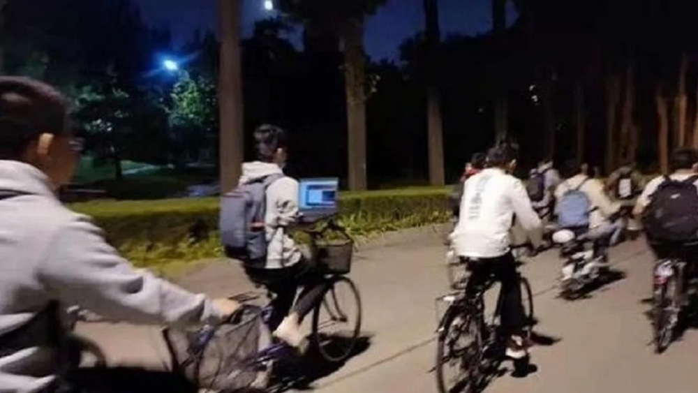 PEDALING INTO INFAMY: Tsinghua's Involuted King. PEDALING INTO INFAMY: Tsinghua's Involuted King.