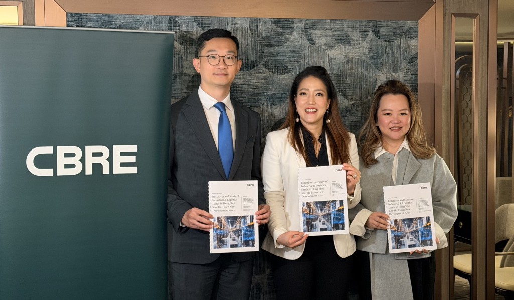  From left: Eddie Tsui, Hannah Jeong, and Shana Lam, valuation & advisory services executive director, CBRE Hong Kong