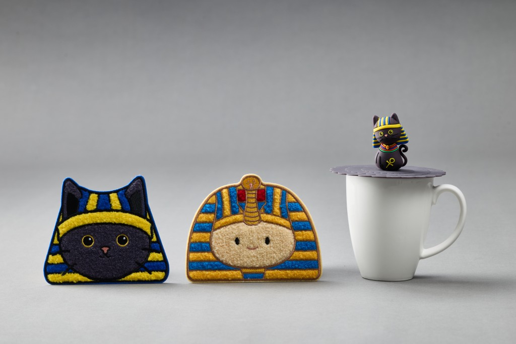 (From Left) Embroidery Coaster(HK$68), Pharaoh Cat Cup Lid(HK$98)