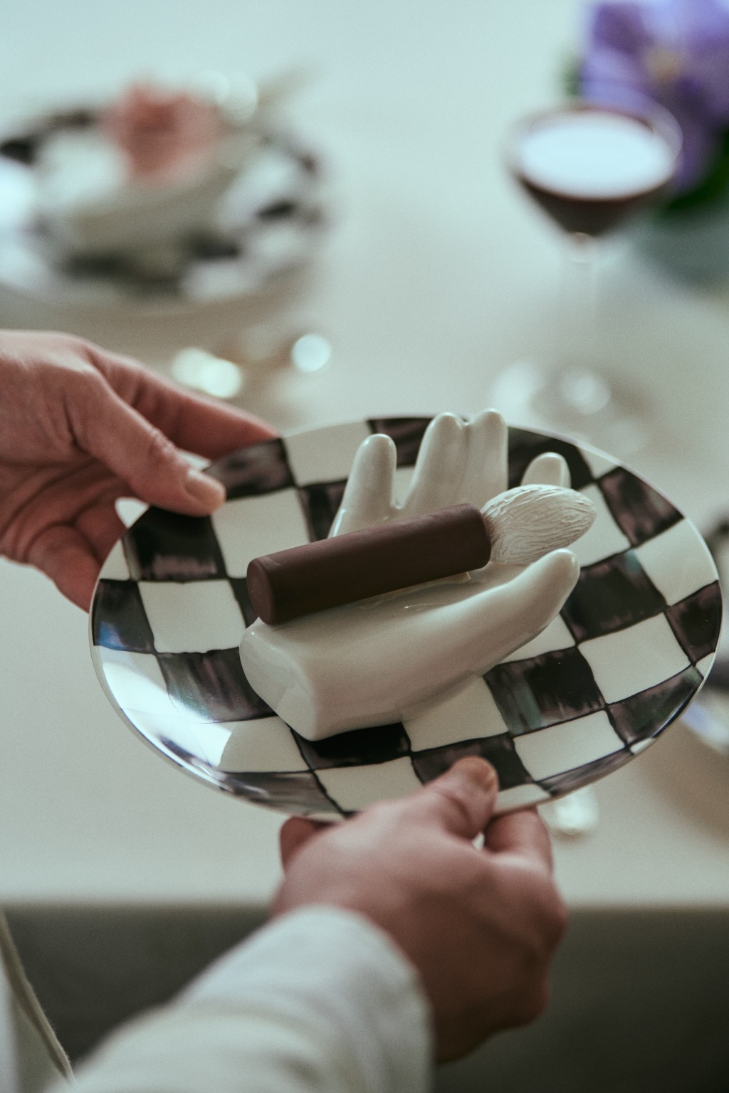 Art in Resonance Pastry Paintbrush. (Photo courtesy of The Peninsula Hotels)