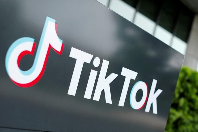 The TikTok logo is pictured outside the company's U.S. head office in Culver City, California, U.S., September 15, 2020. REUTERS/Mike Blake//File Photo 