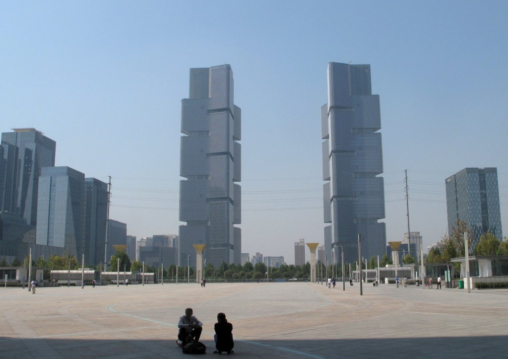 New properties are seen near a square in Zhengzhou, Henan province, China, September 23, 2016. Picture taken September 23, 2016. REUTERS/Yawen Chen