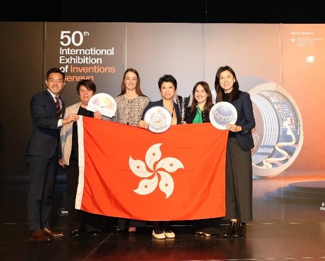 Officers of the Hong Kong Police Force participated in the 50th International Exhibition of Inventions of Geneva and garnered the "International Press Prize" for the first time.