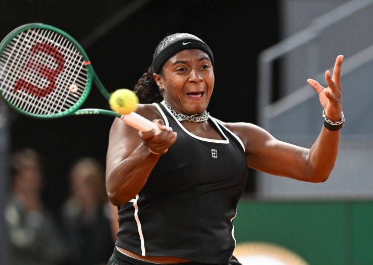 Hailey Baptiste claimed her first victory over a top-five player. XINHUA