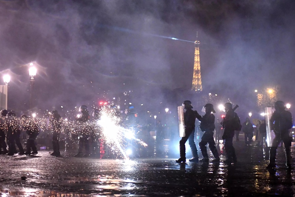 Some protesters clashed with police at central Paris demonstrations over the pension reform. (AFP) Some protesters clashed with police at central Paris demonstrations over the pension reform. (AFP)