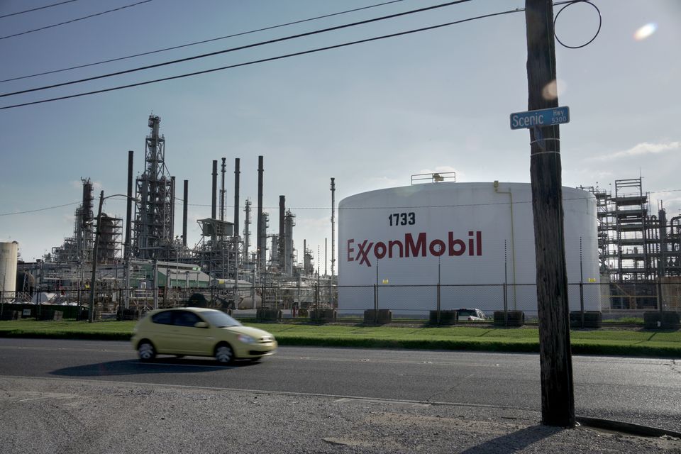 The ExxonMobil Baton Rouge Refinery in Baton Rouge, Louisiana, U.S., May 15, 2021. The ExxonMobil Baton Rouge Refinery in Baton Rouge, Louisiana, U.S., May 15, 2021.