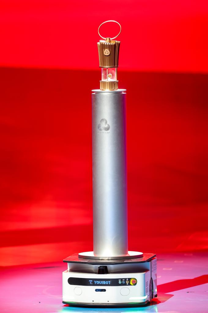 The flame lantern for China's 15th National Games. (Xinhua)