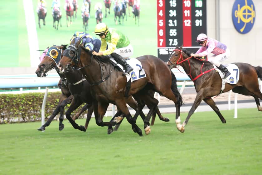 Tomodachi Kokoroe storms to a second consecutive win and into contention for the G2 Premier Bowl on October 26 (Sing Tao) 