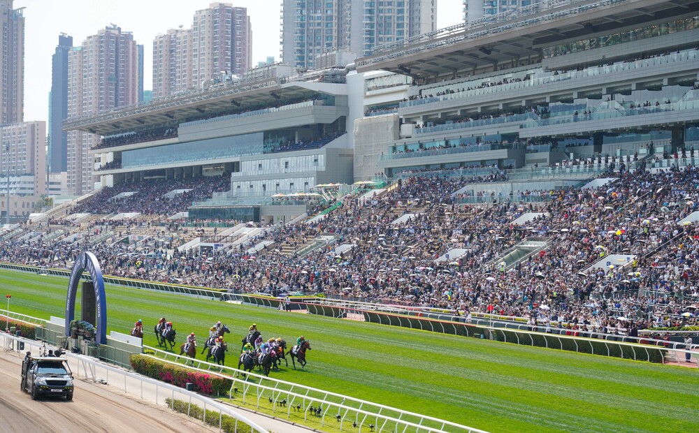 The BMW Hong Kong Derby attracted nearly 72,000 racegoers in attendance. (Hong Kong Jockey Club)