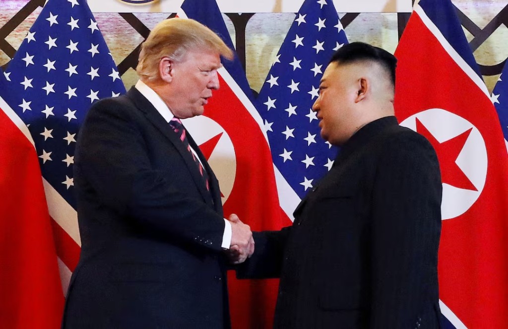 U.S. President Donald Trump and North Korean leader Kim Jong Un shake hands before their one-on-one chat during the second U.S.-North Korea summit at the Metropole Hotel in Hanoi, Vietnam February 27, 2019. REUTERS/Leah Millis