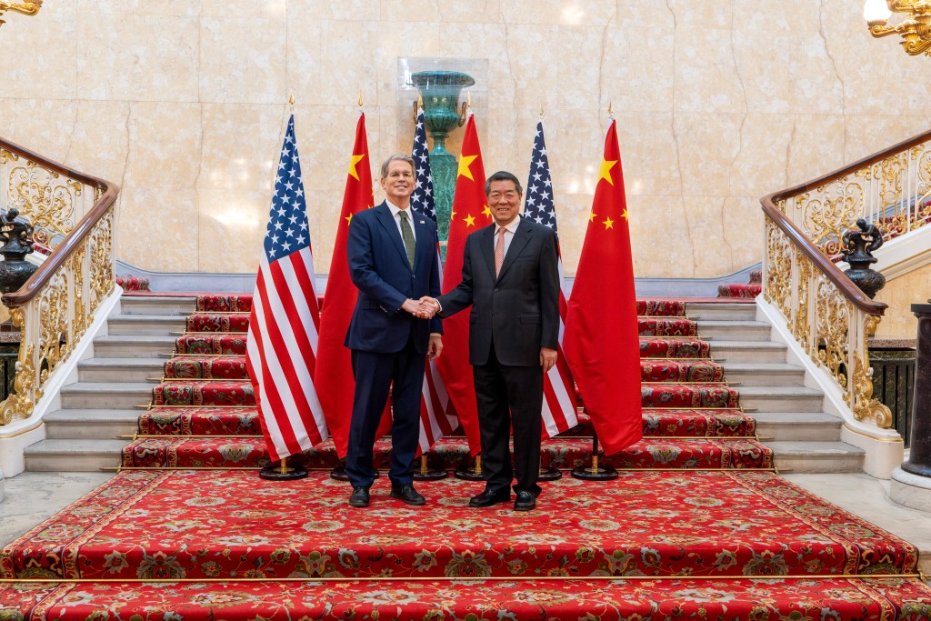 U.S. Treasury Secretary Scott Bessent and Chinese vice premier He Lifeng meet in London, Britain June 9, 2025. (Reuters)