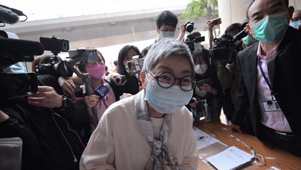 Barrister Margaret Ng, has told the court, that 'when the people, in the last resort, have to give collective expression in their anguish and urge the government to respond ... I must be prepared to stand with them, stand by them and stand up for them.' Barrister Margaret Ng, has told the court, that 'when the people, in the last resort, have to give collective expression in their anguish and urge the government to respond ... I must be prepared to stand with them, stand by them and stand up for them.'