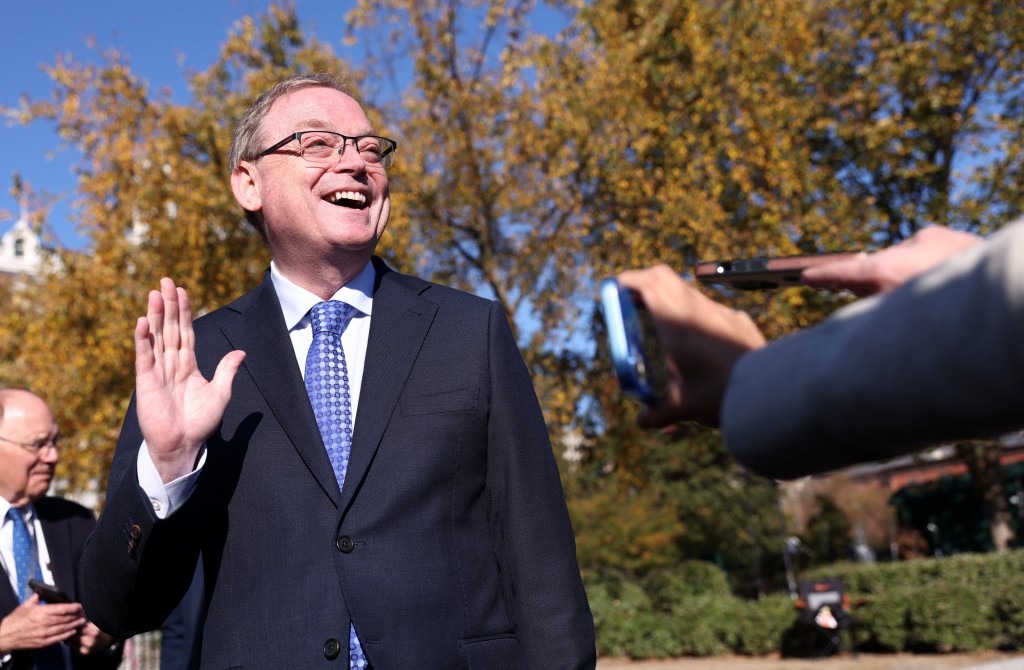 White House economic adviser Kevin Hassett speaks to reporters at the White House in Washington, D.C., U.S., October 24, 2025.  REUTERS/Kevin Lamarque