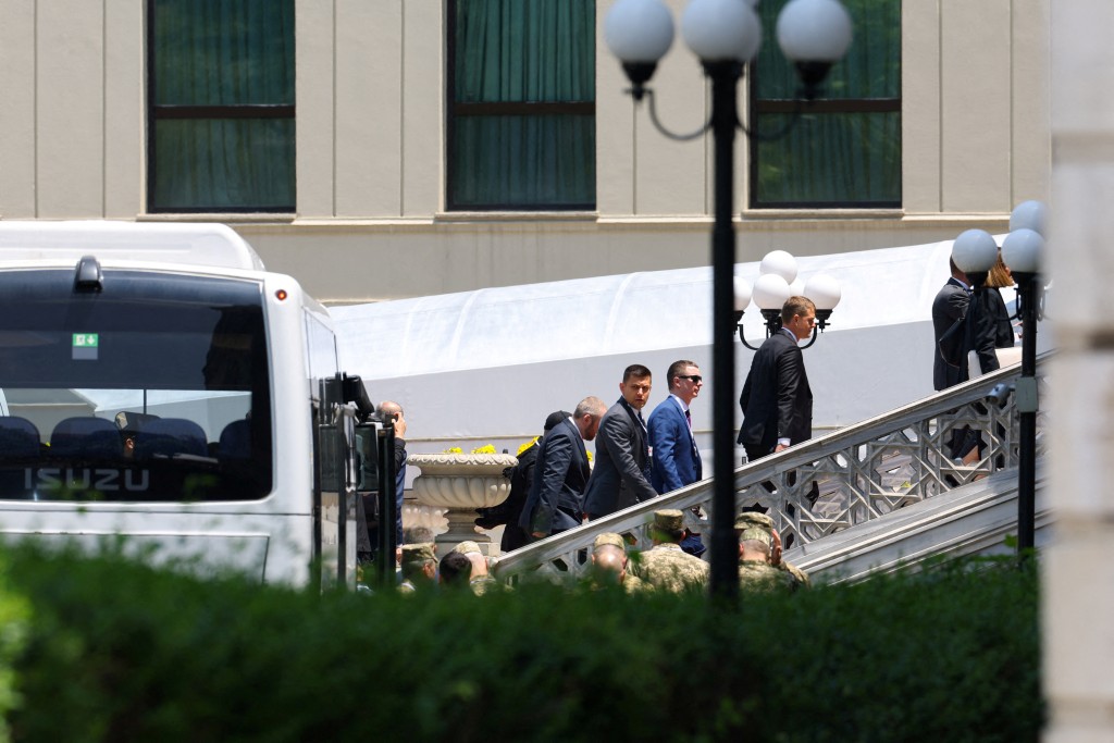 Members of the Ukrainian delegation arrive at Ciragan Palace on the day of the second round of peace talks between Russia and Ukraine, in Istanbul, Turkey, June 2, 2025. (Reuters)