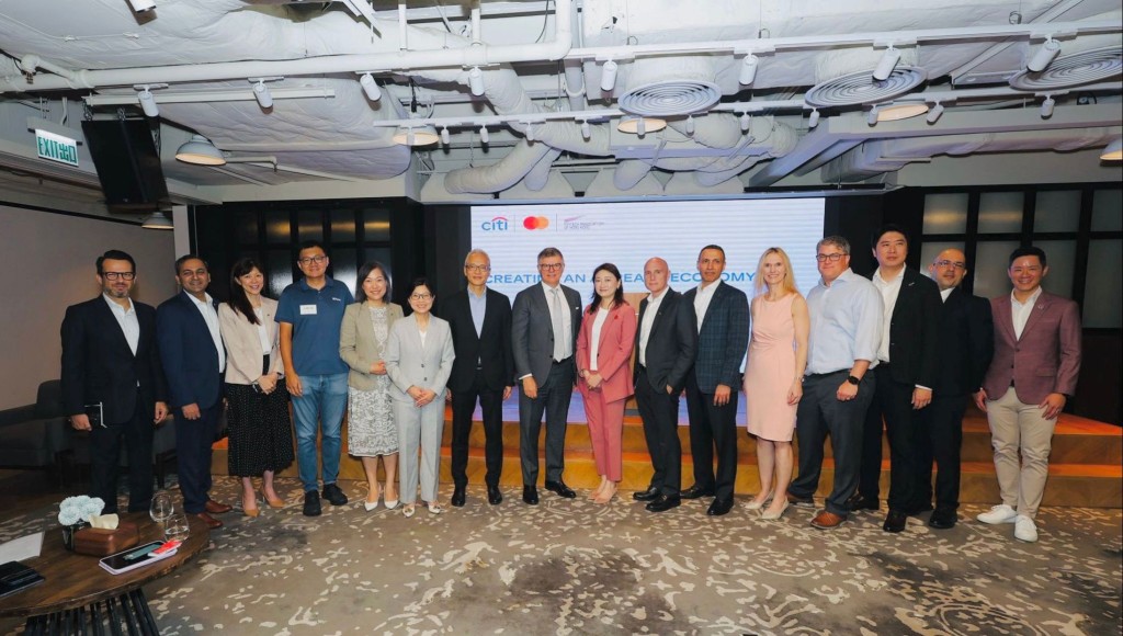 From sixth left, Carmen Chu, Executive Director, Banking Supervision of the Hong Kong Monetary Authority, Howard Lee, Deputy Chief Executive of the HKMA, Marc Luet, Head of Japan, Asia North & Australia, and Banking at Citi, and Aveline San, chief executive and banking head of Citi Hong Kong. CITI