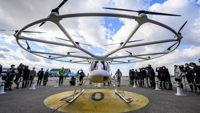 Volocopter’s 2X air taxi on display in Seoul after a demonstration flight. The German company is one of many start-ups developing air taxis © Anthony Wallace/AFP/Getty Images Volocopter’s 2X air taxi on display in Seoul after a demonstration flight. The German company is one of many start-ups developing air taxis © Anthony Wallace/AFP/Getty Images