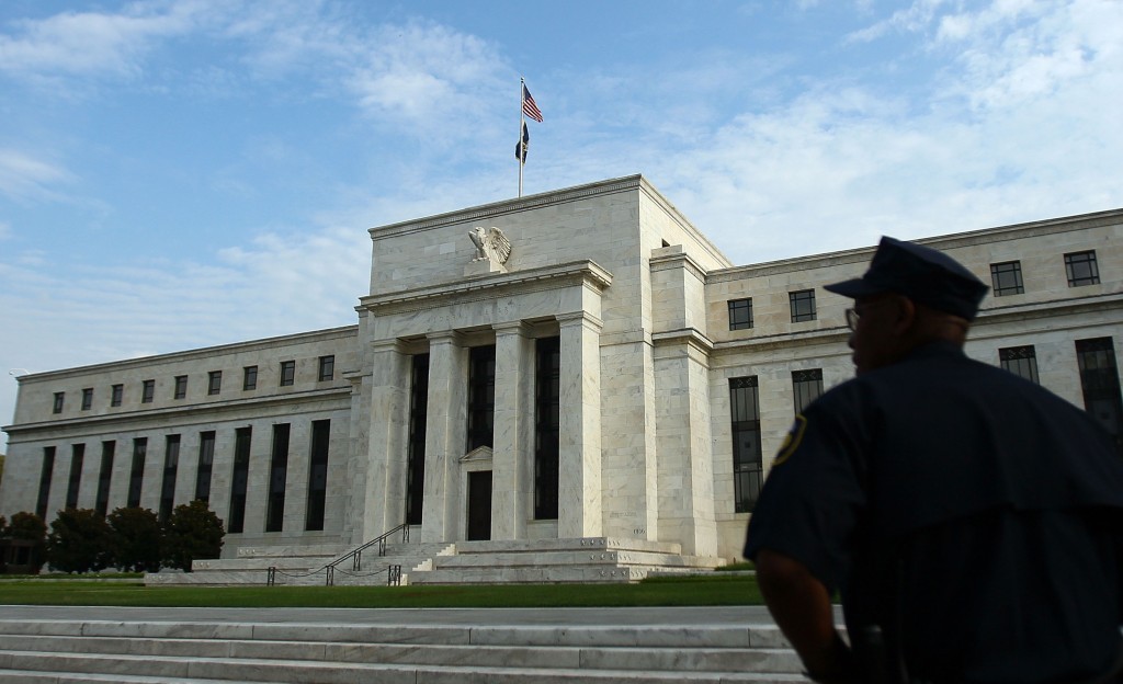 The US Federal Reserve building is seen on August 08, 2011 in Washington DC. Later today the Federal reserves monetary policy setting committee will release a statement, following the downgrade of United States credit rating last week. AFP