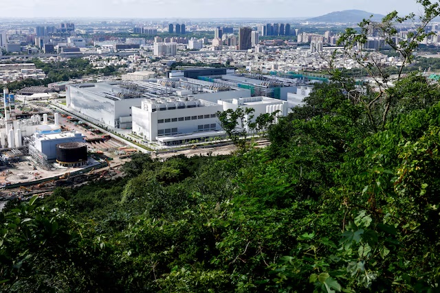 A general view of the Taiwan Semiconductor Manufacturing Company's (TSMC) fabrication plant in Kaohsiung, Taiwan, June 7, 2025. REUTERS/Ann Wang/File Photo